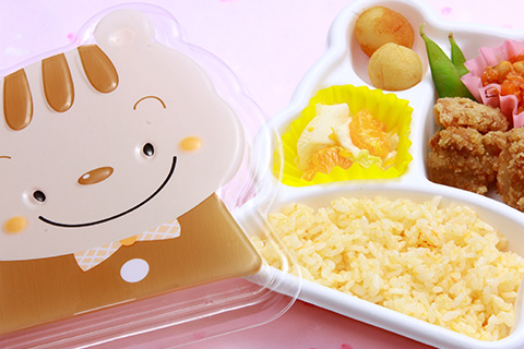 幼稚園・中学校給食