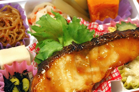 [愛情弁当] 普通食(おかずのみ)